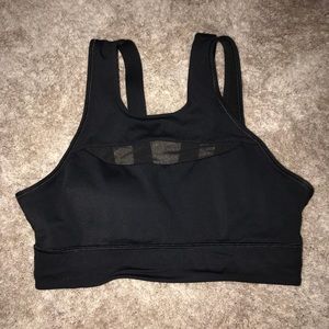 Lululemon size 8 sports bra